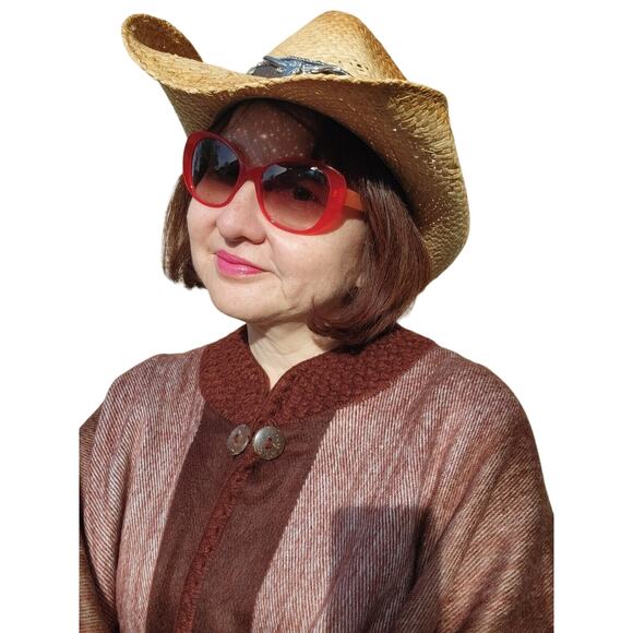 New Baby Alpaca wool unisex Chocolat Brown cape hand made in the Andes - Picture 3 of 5